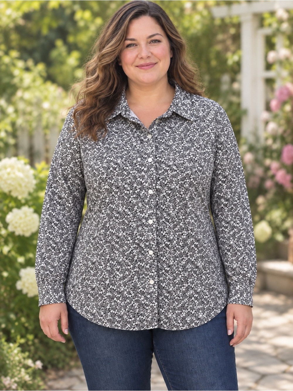 L.L.Bean Women’s 1X Wrinkle Free Black White Floral Button Down Shirt